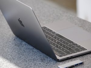 Apple Recall Affects Some Macbook Pro Batteries